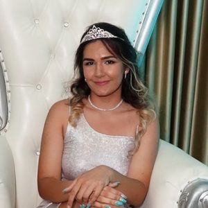 Meet your Posher, Aleyna